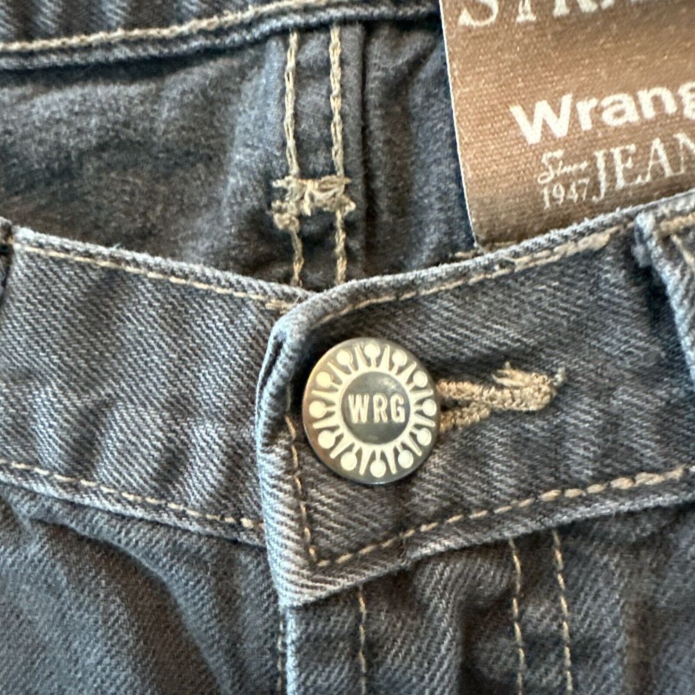 Wrangler Slim Straight Fit Light Black Denim Straight Leg Jeans Men's‎ 34x32 - Picture 9 of 11
